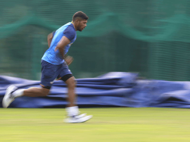 Umesh Yadav was thrown out of Team India – Dinesh Karthik makes shocking claim
